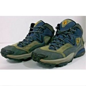 Vasque Stealth Gore Tex XCR Hiking Boots Women 8.5